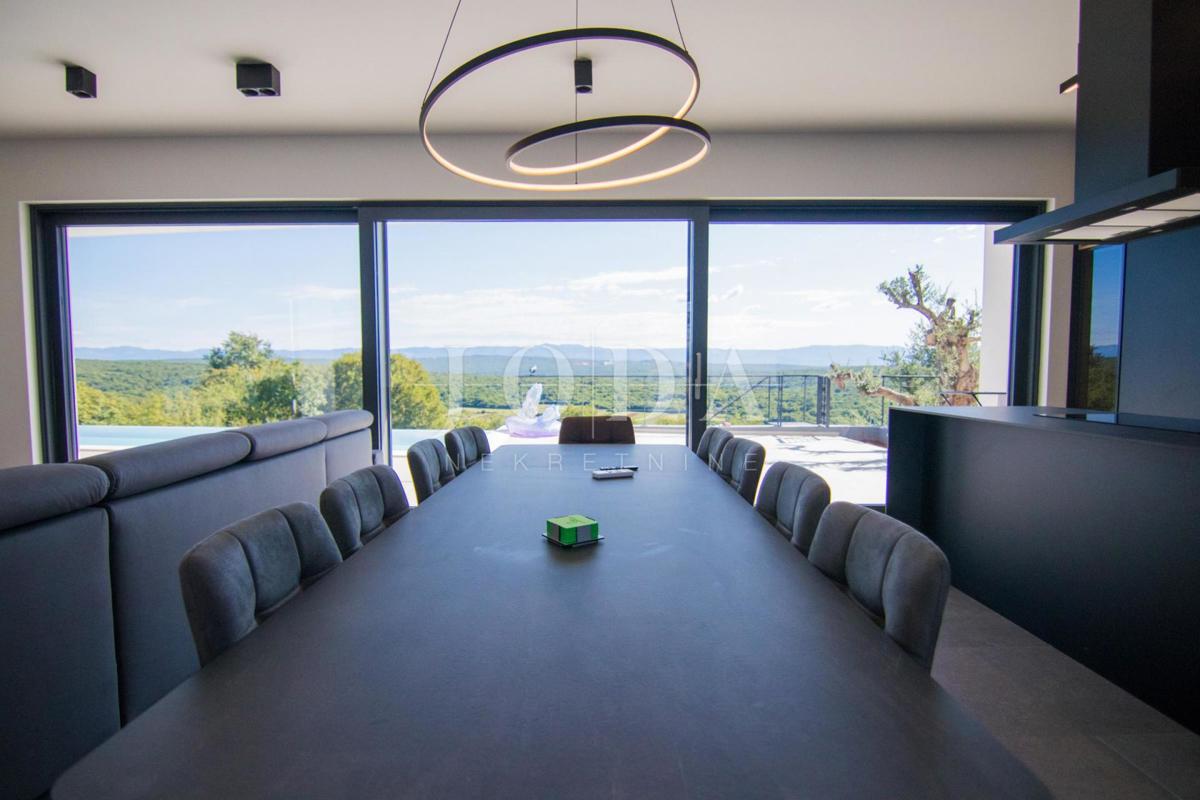 Nuova casa moderna - dintorni della citta di Krk