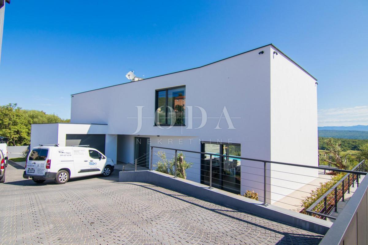 Nuova casa moderna - dintorni della citta di Krk