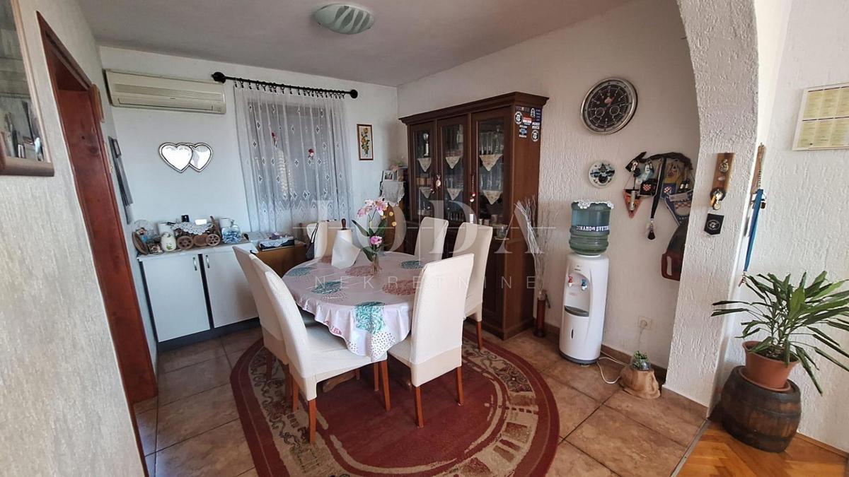 Isola di Krk, Malinska, casa con vista mare