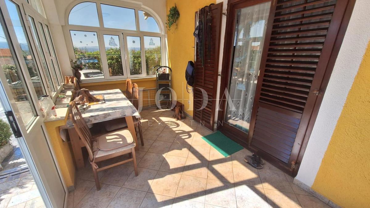 Isola di Krk, Malinska, casa con vista mare