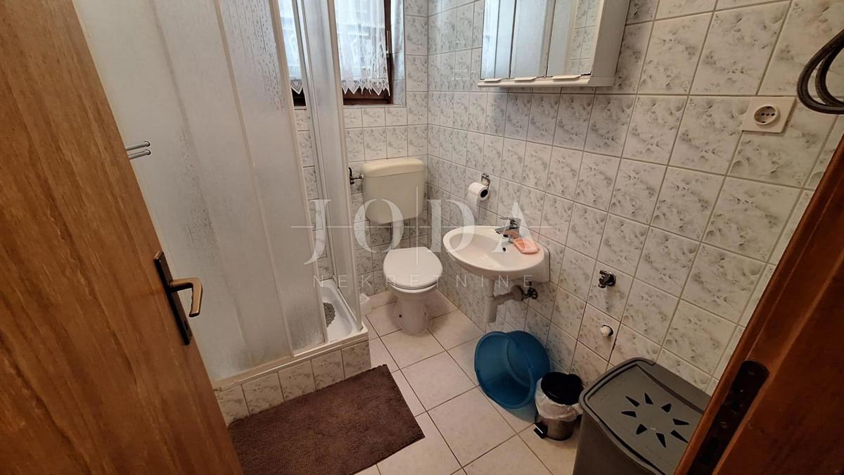 Isola di Krk, Malinska, casa con vista mare