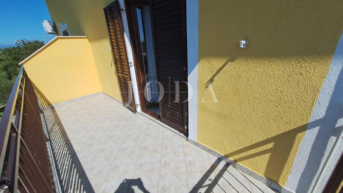 Isola di Krk, Malinska, casa con vista mare