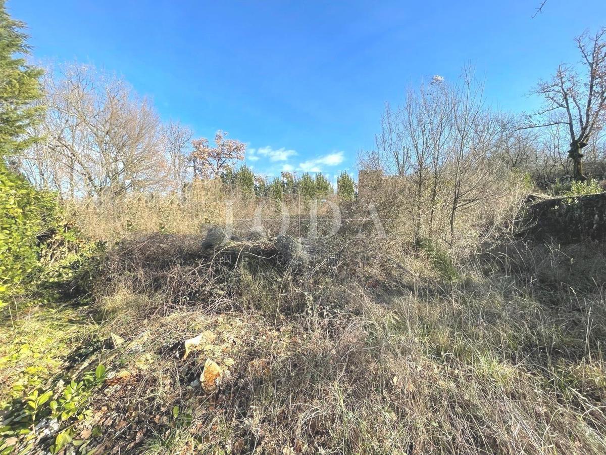 Malinska - terreno edificabile 150 m dal mare