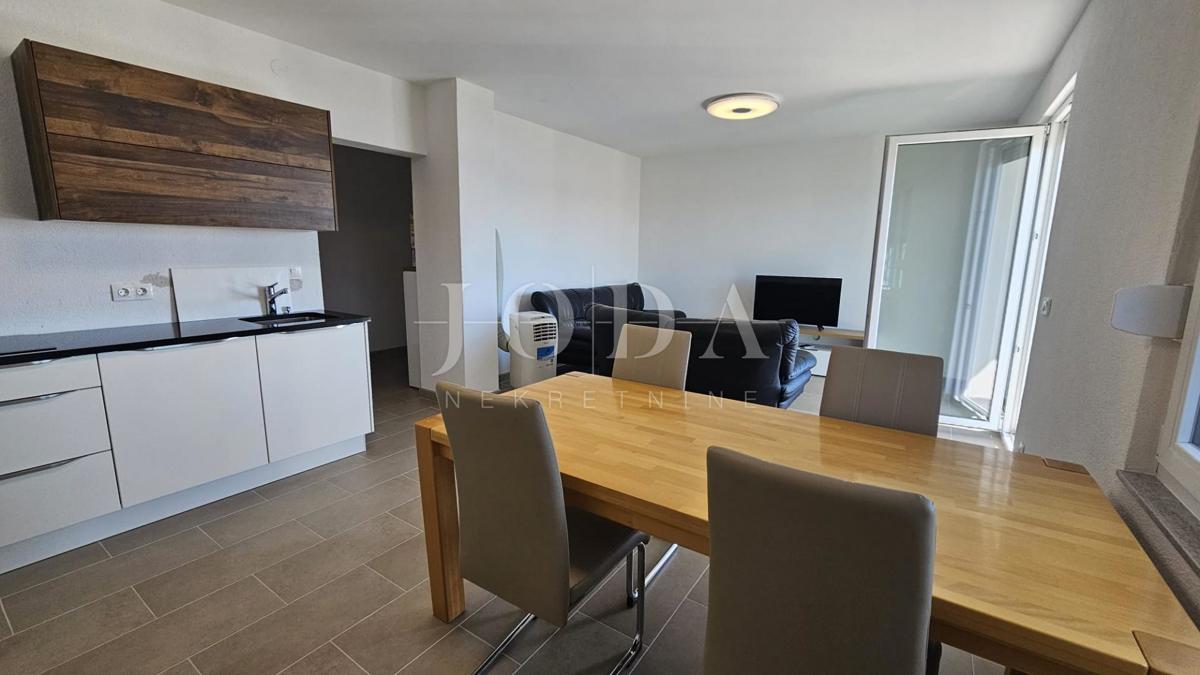 Allogio Crikvenica, 50m2