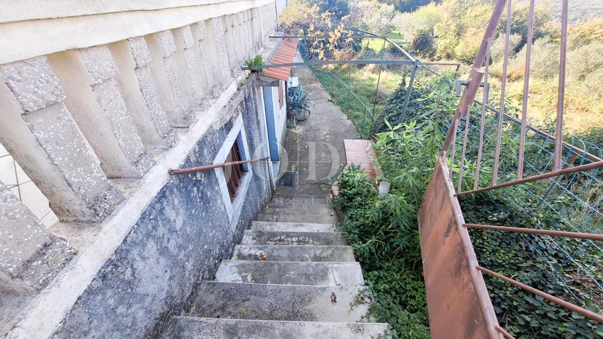 Casa da ristrutturare - isola di Krk