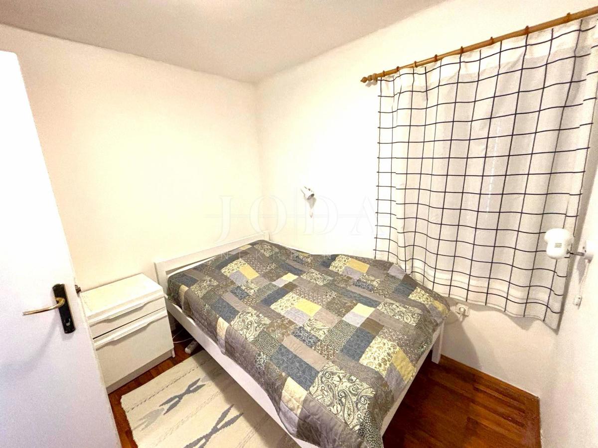 Selce, casa con due appartamenti