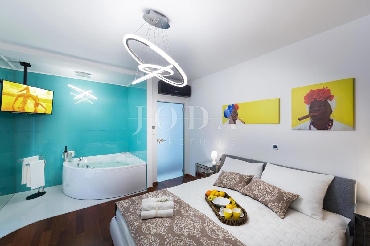 Attico di lusso a Crikvenica con vista fenomenale