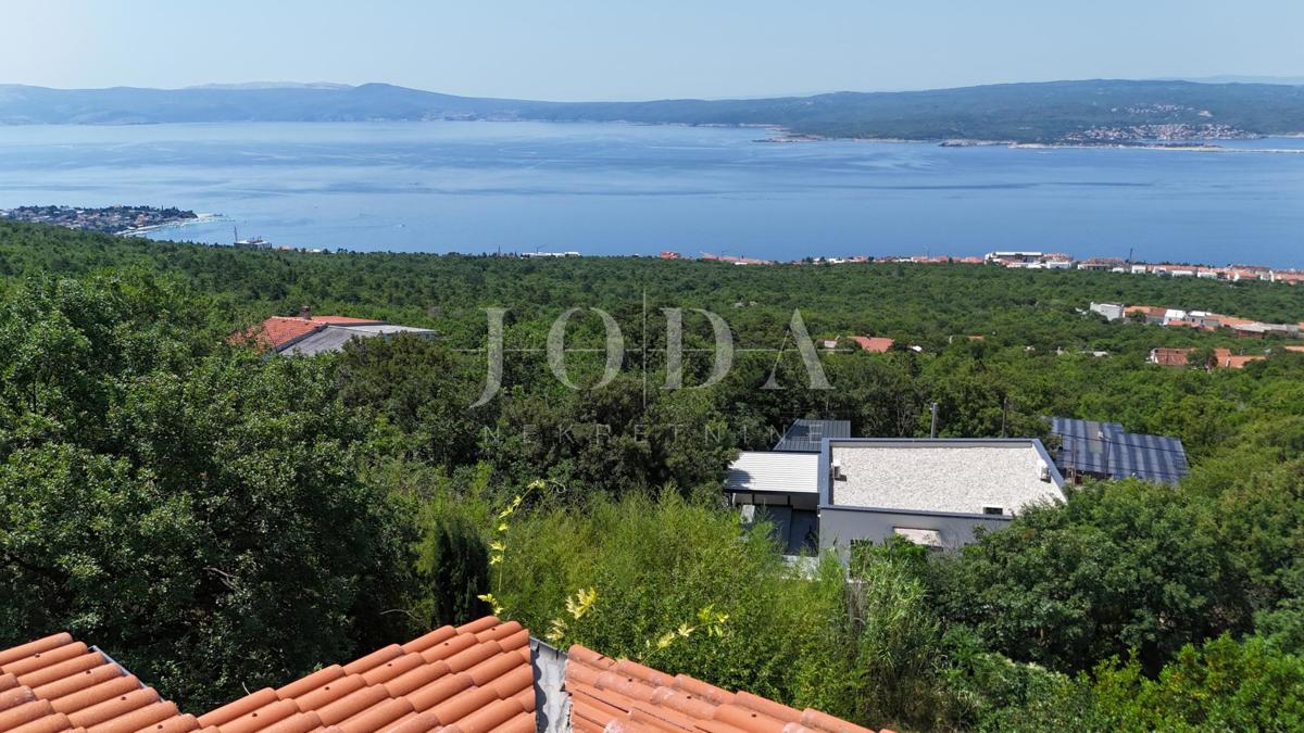 Crikvenica, casa in posizione tranquilla con vista panoramica sul mare