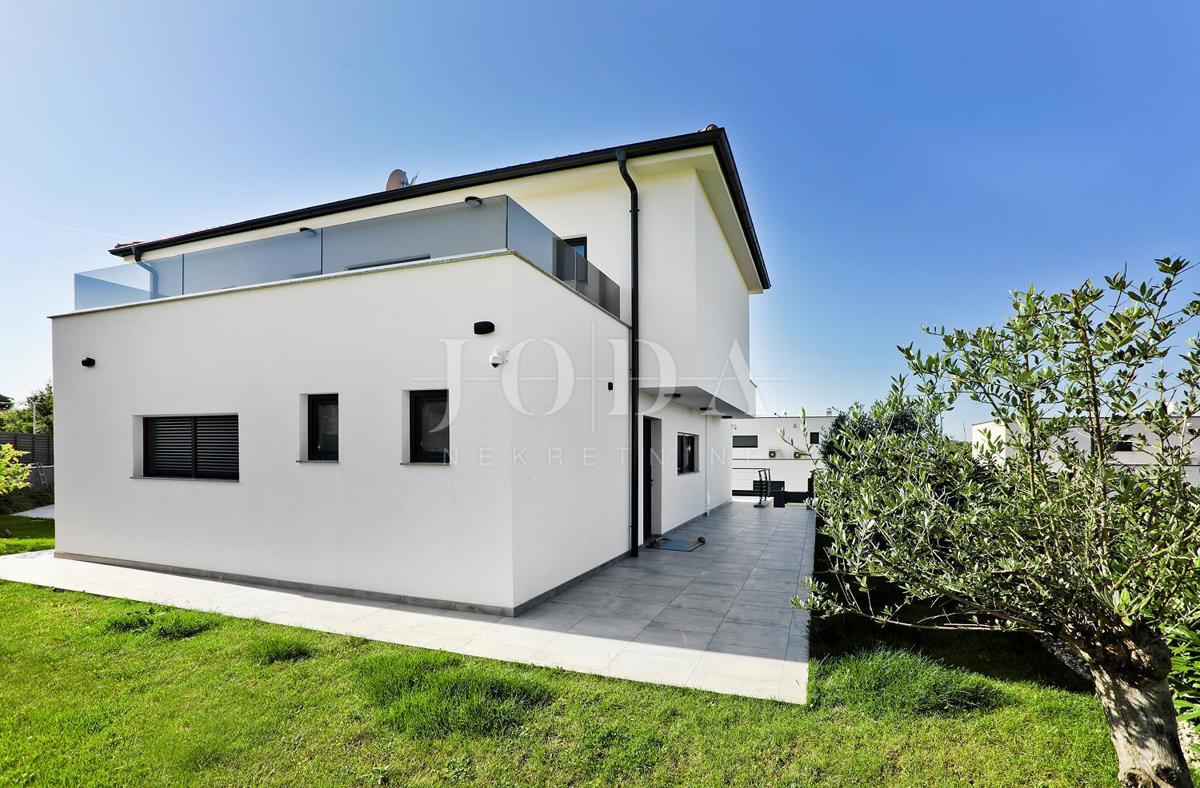 Villa moderna con vista mare - Malinska