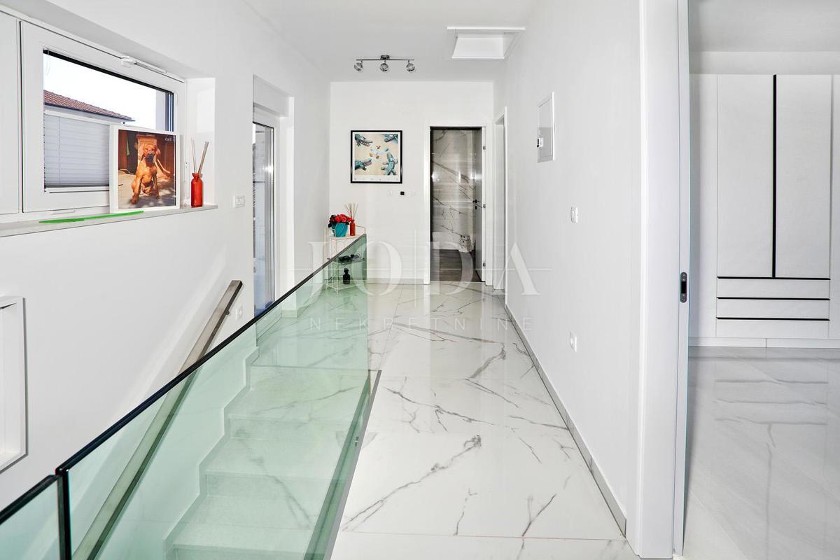 Villa moderna con vista mare - Malinska