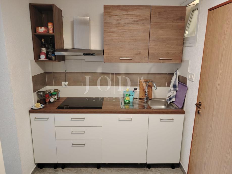 Novi Vinodolski, appartamento duplex, 220m dal mare