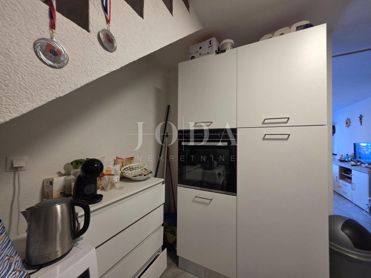 Novi Vinodolski, appartamento duplex, 220m dal mare