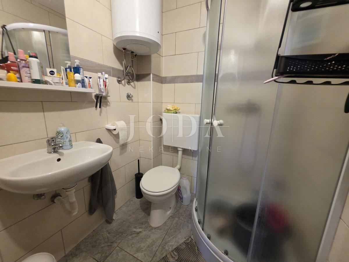 Novi Vinodolski, appartamento duplex, 220m dal mare