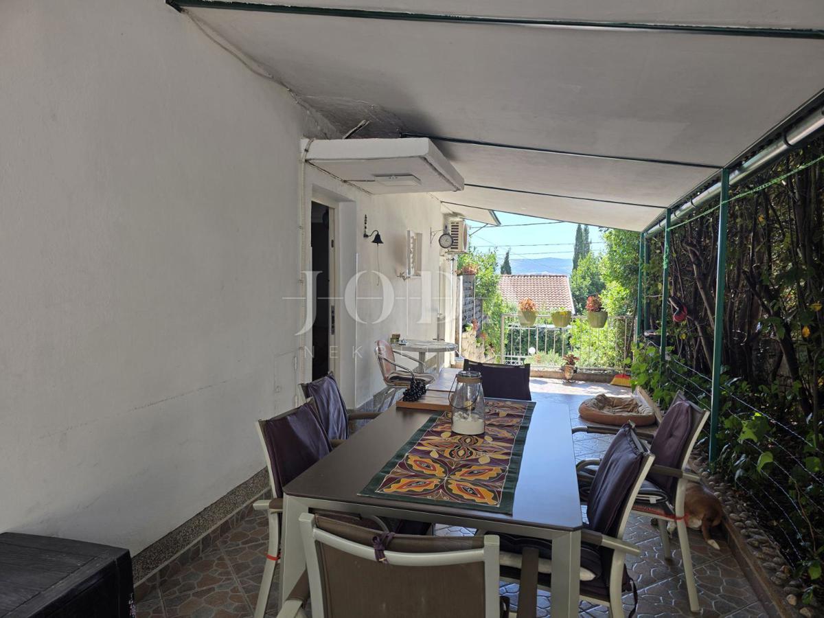 Novi Vinodolski, Costa di Bribir, appartamento a 130 m dal mare