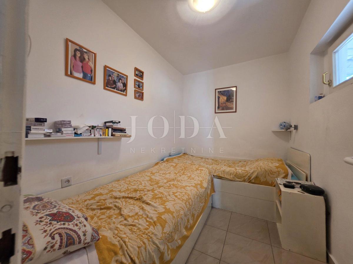 Novi Vinodolski, Costa di Bribir, appartamento a 130 m dal mare