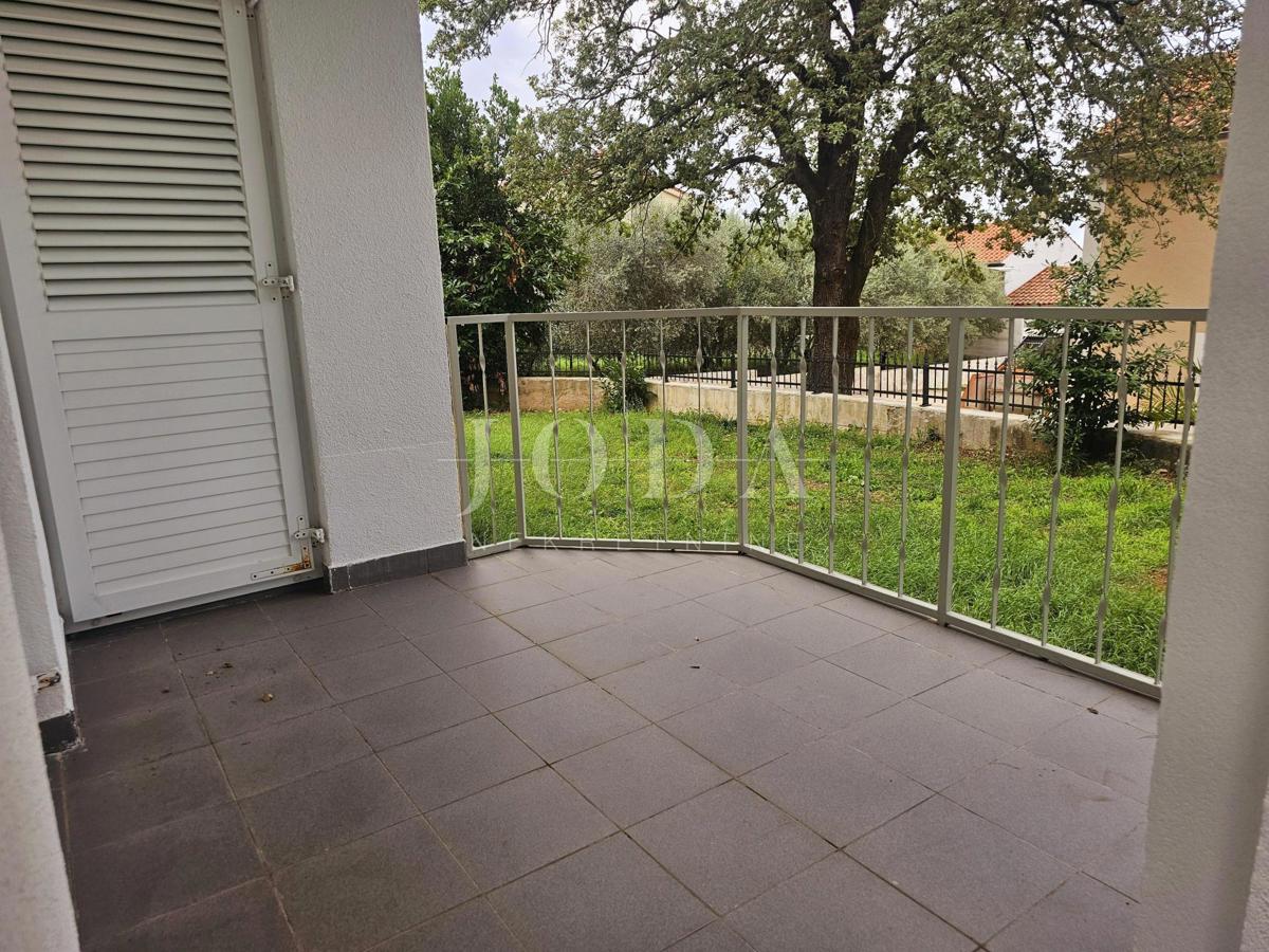 Casa con tre appartamenti, vista mare - Malinska