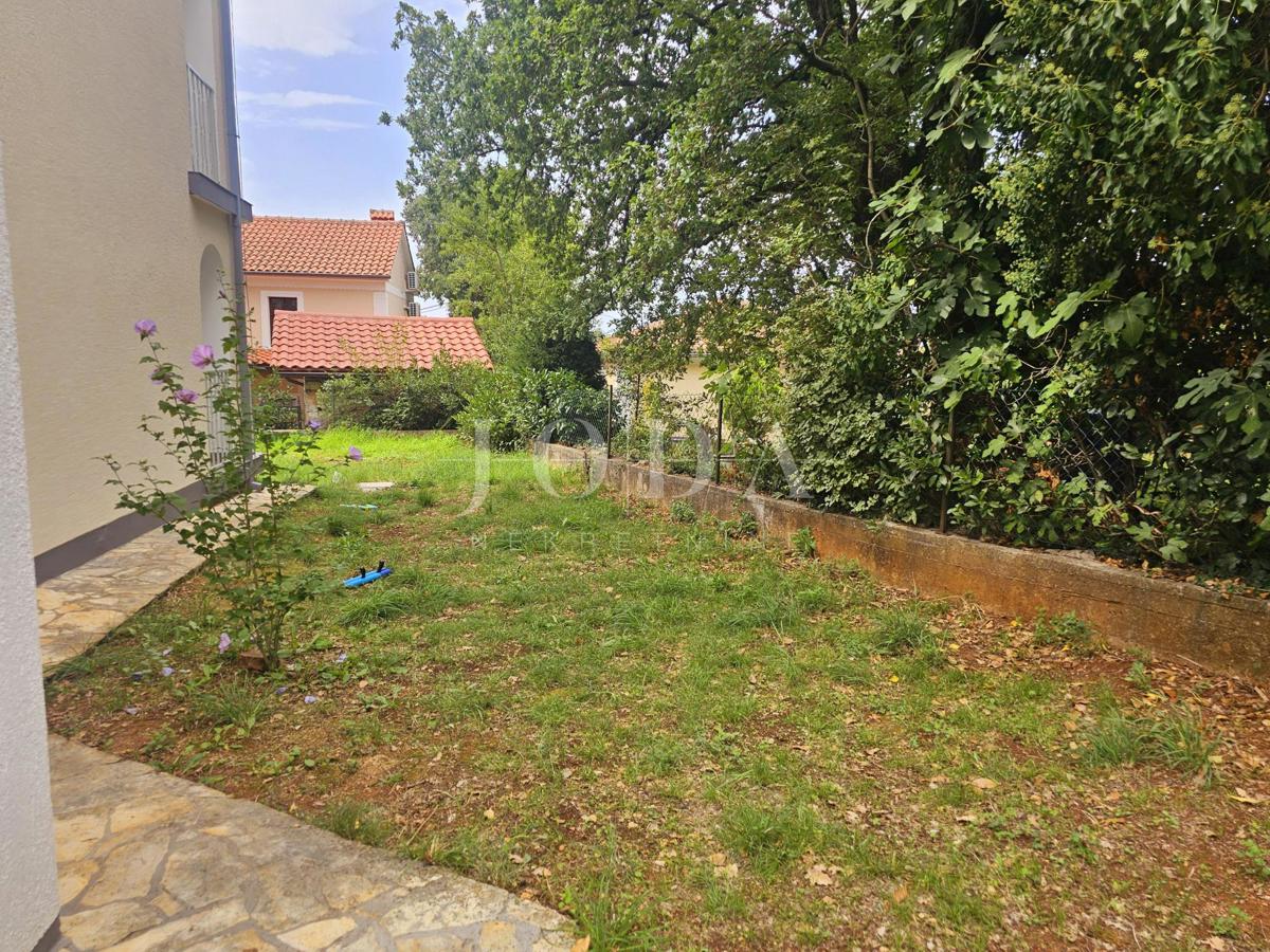 Casa con tre appartamenti, vista mare - Malinska