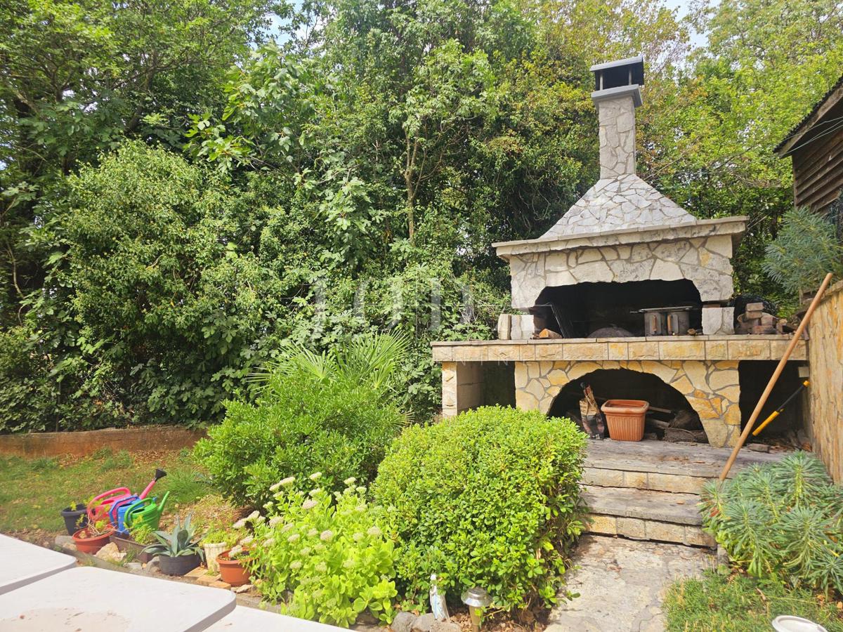 Casa con tre appartamenti, vista mare - Malinska