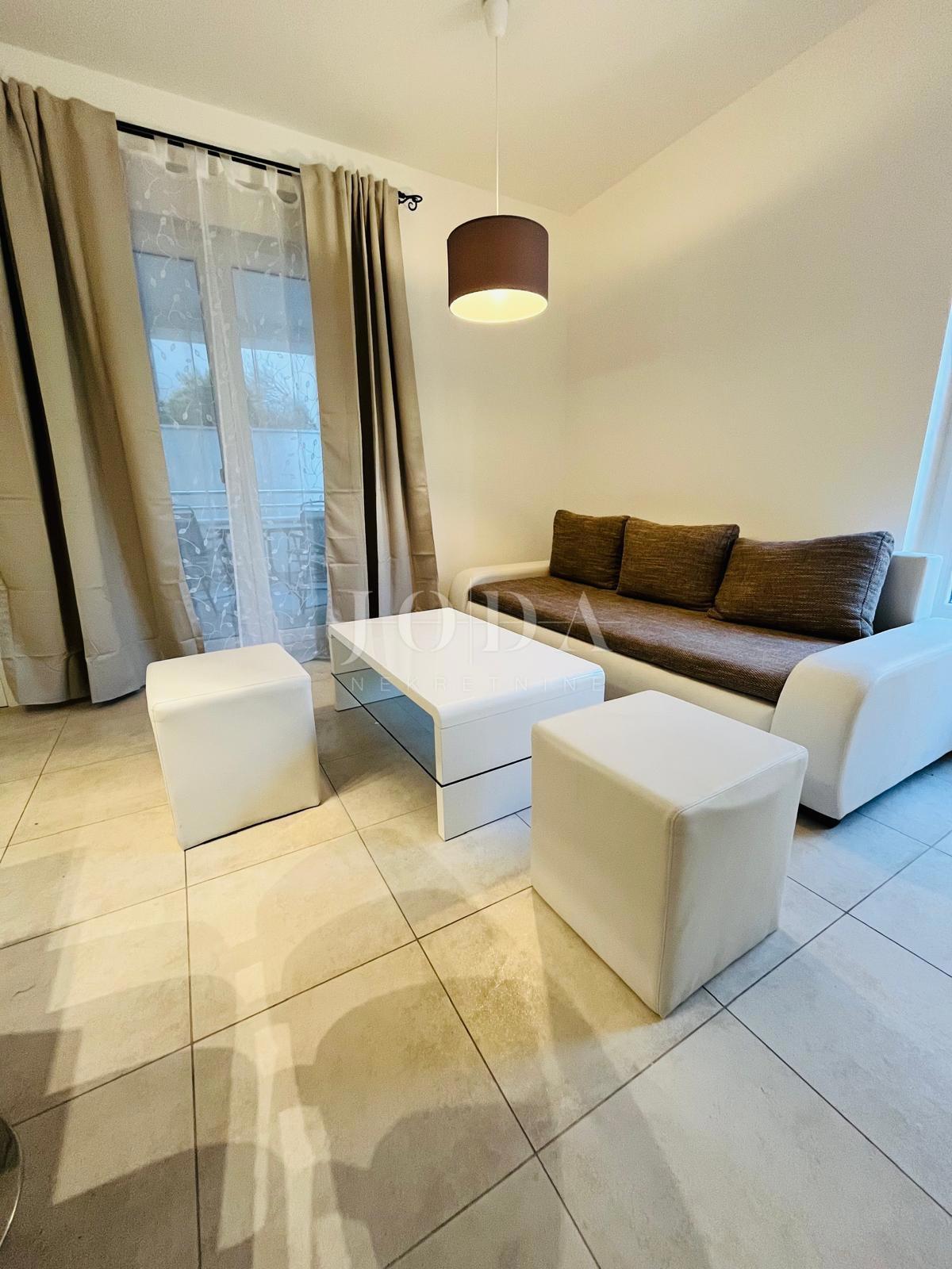 Allogio Crikvenica, 45,18m2
