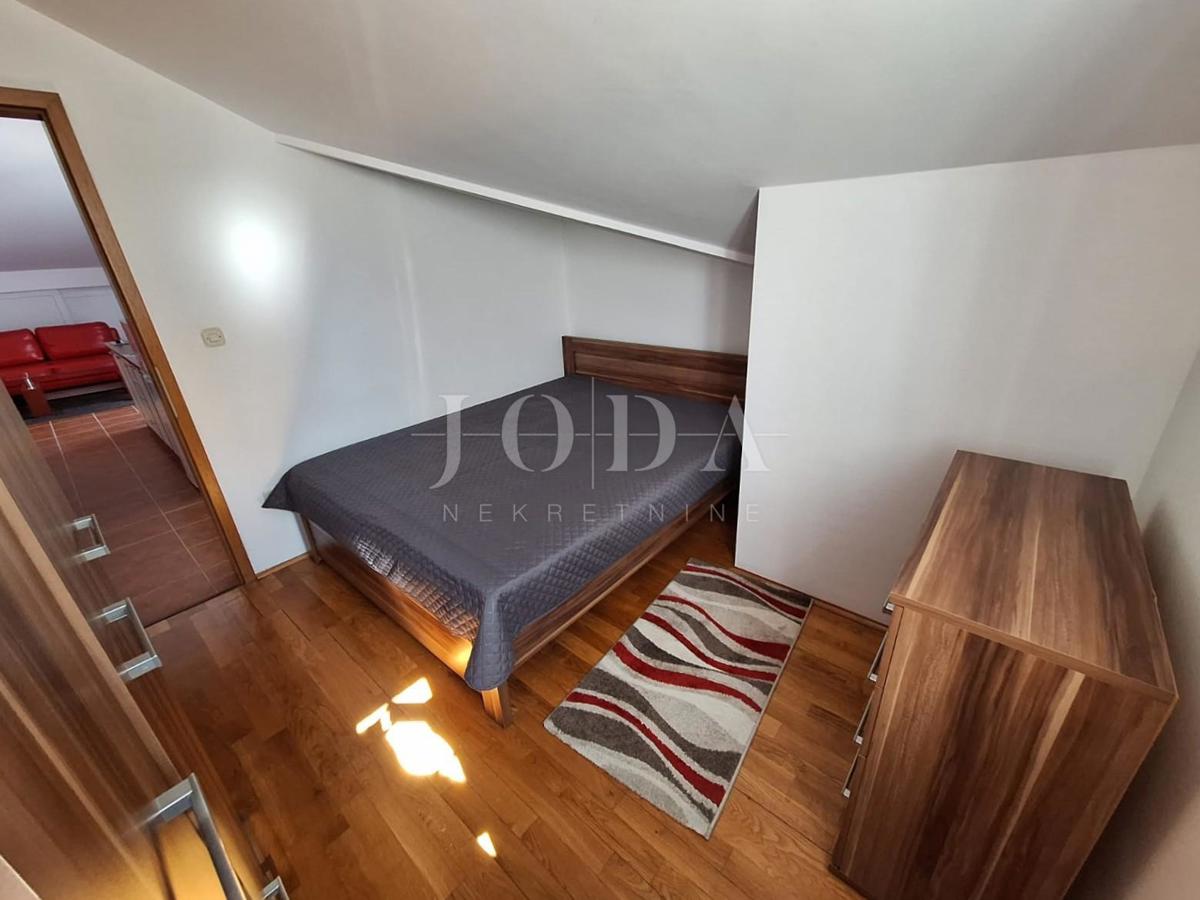 Due appartamenti a Malinska, con giardino, arredati!