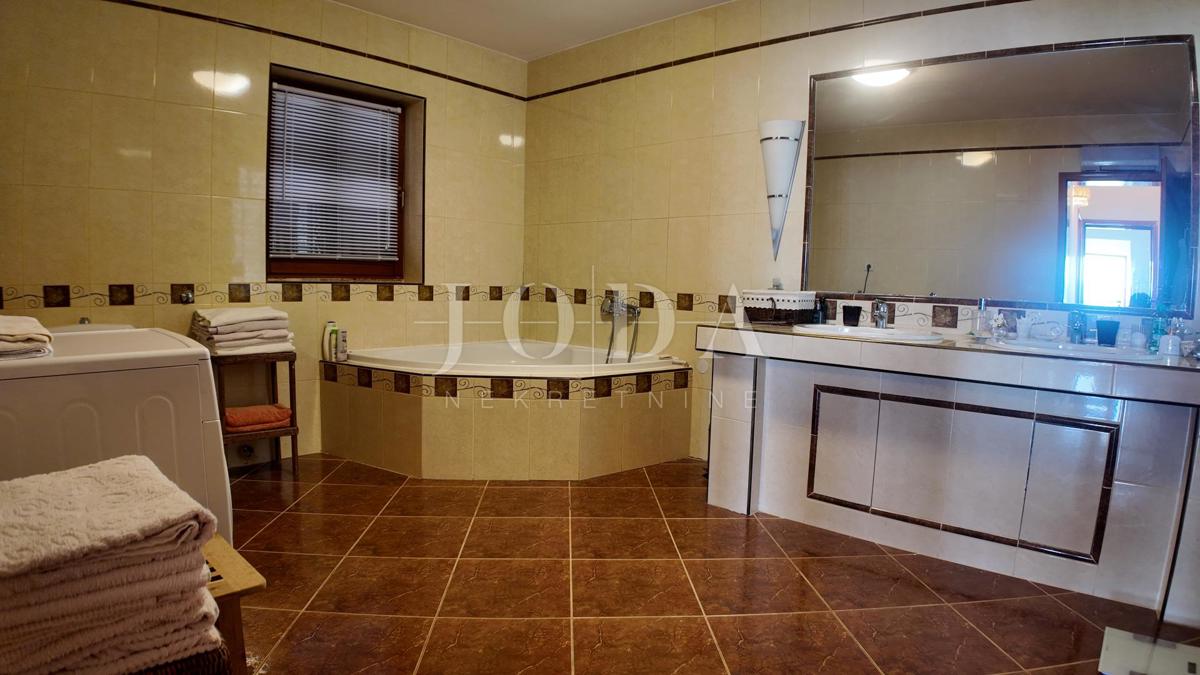 Casa Opatija - Centar, Opatija, 300m2