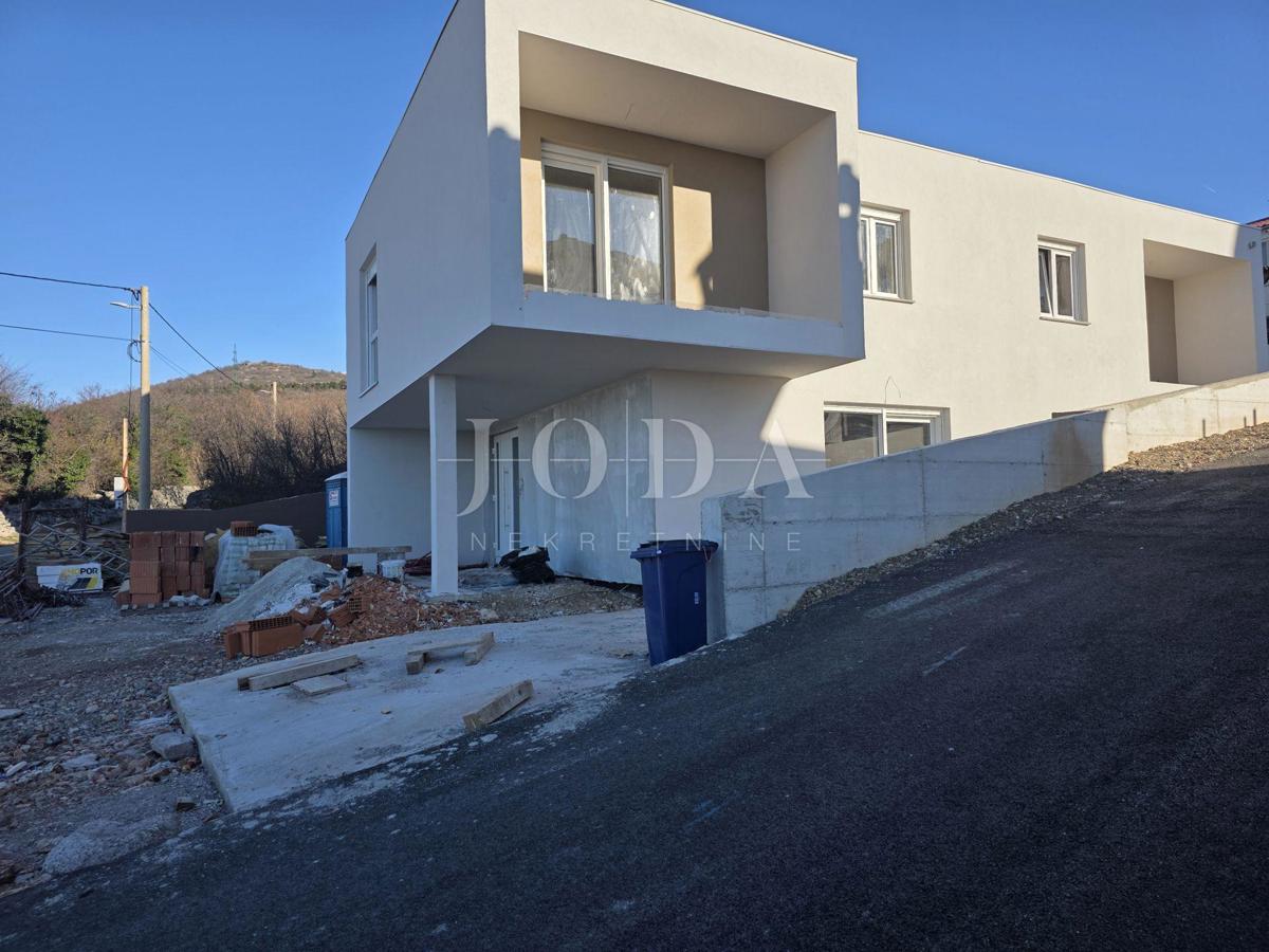 Allogio Hreljin, Bakar, 83m2