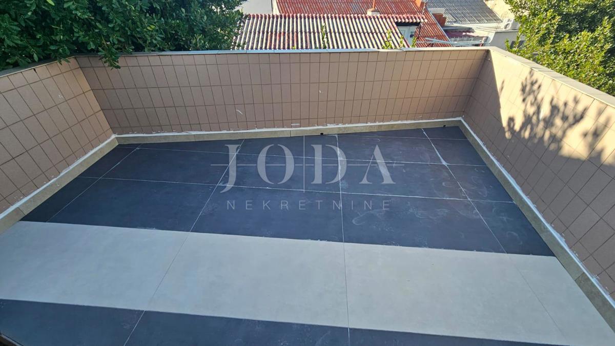 Appartamento in vendita a Selce, ottima posizione e vista mare