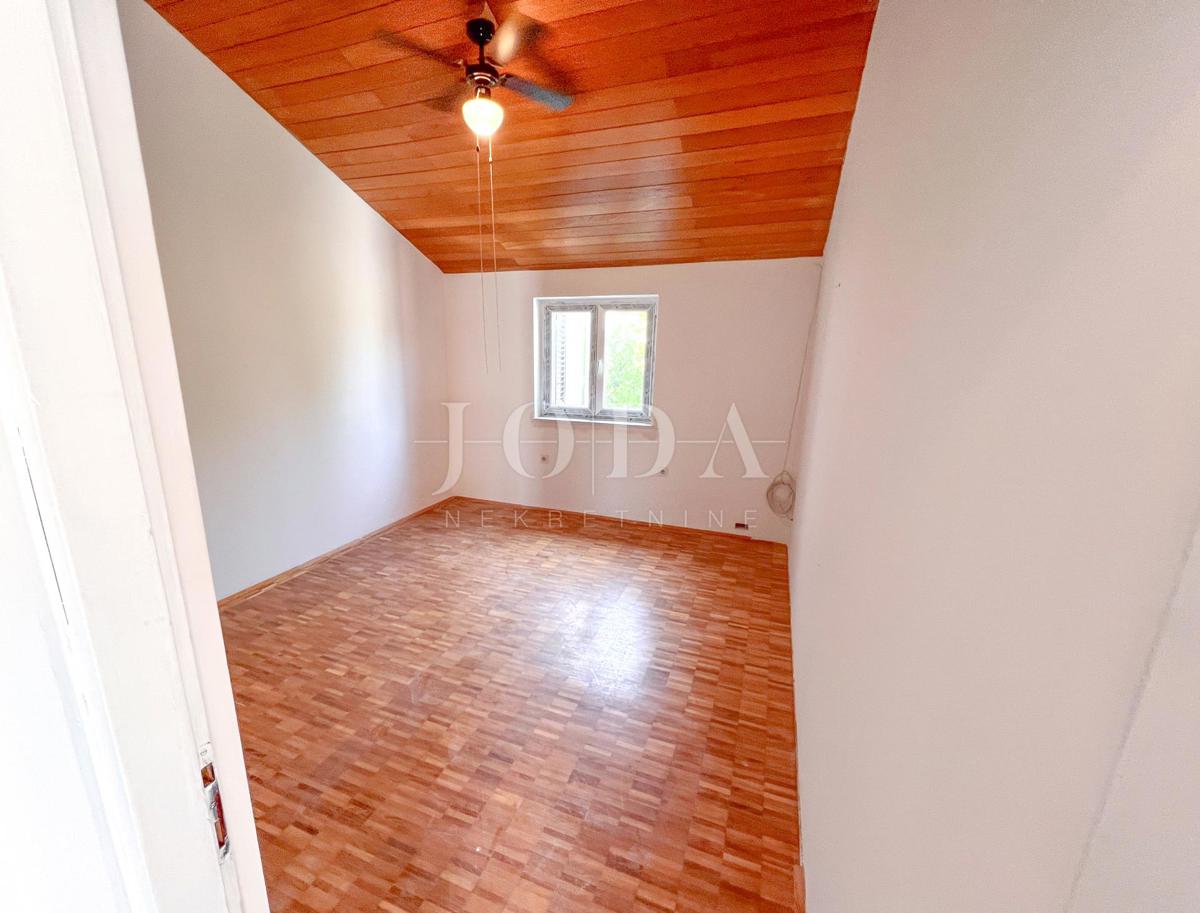 Appartamento in vendita a Selce, ottima posizione e vista mare