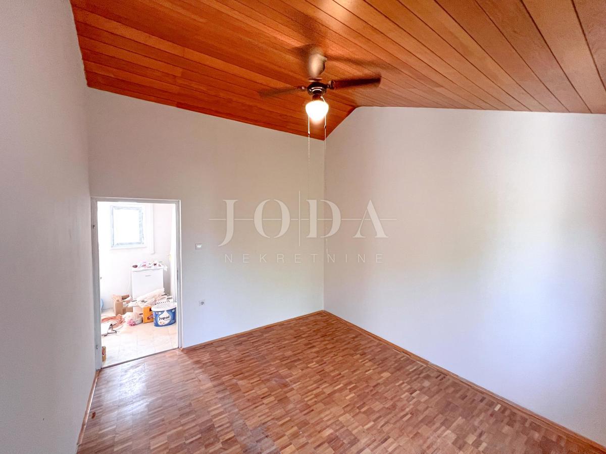 Appartamento in vendita a Selce, ottima posizione e vista mare