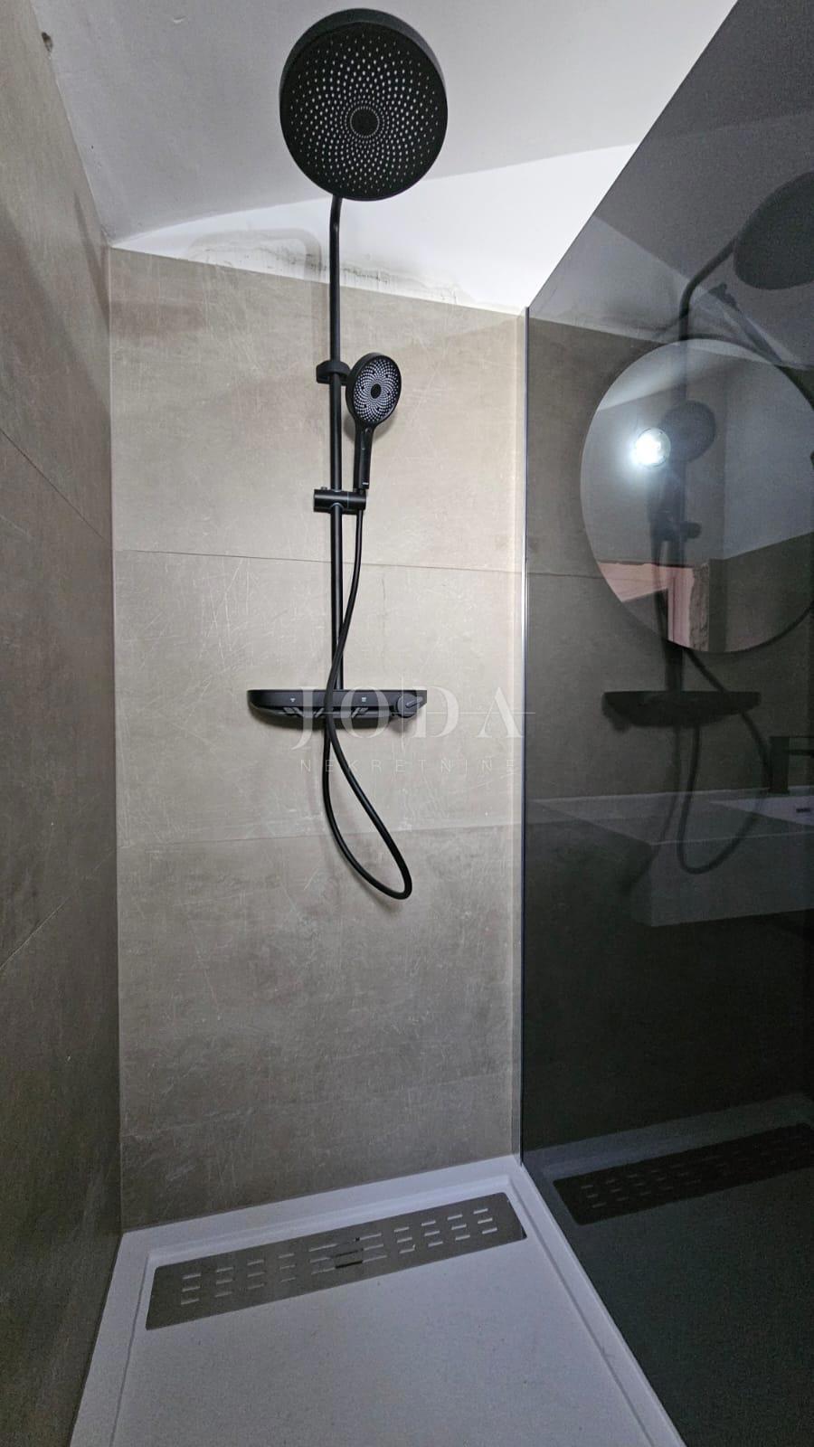 Appartamento in vendita a Selce, ottima posizione e vista mare