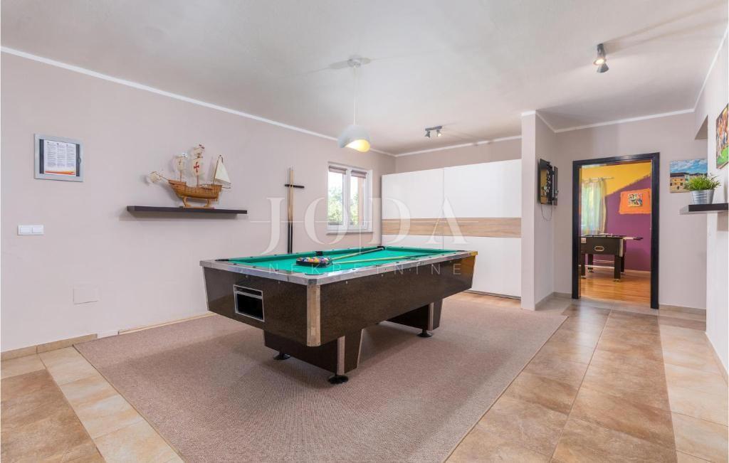 Casa Marčana, 299m2