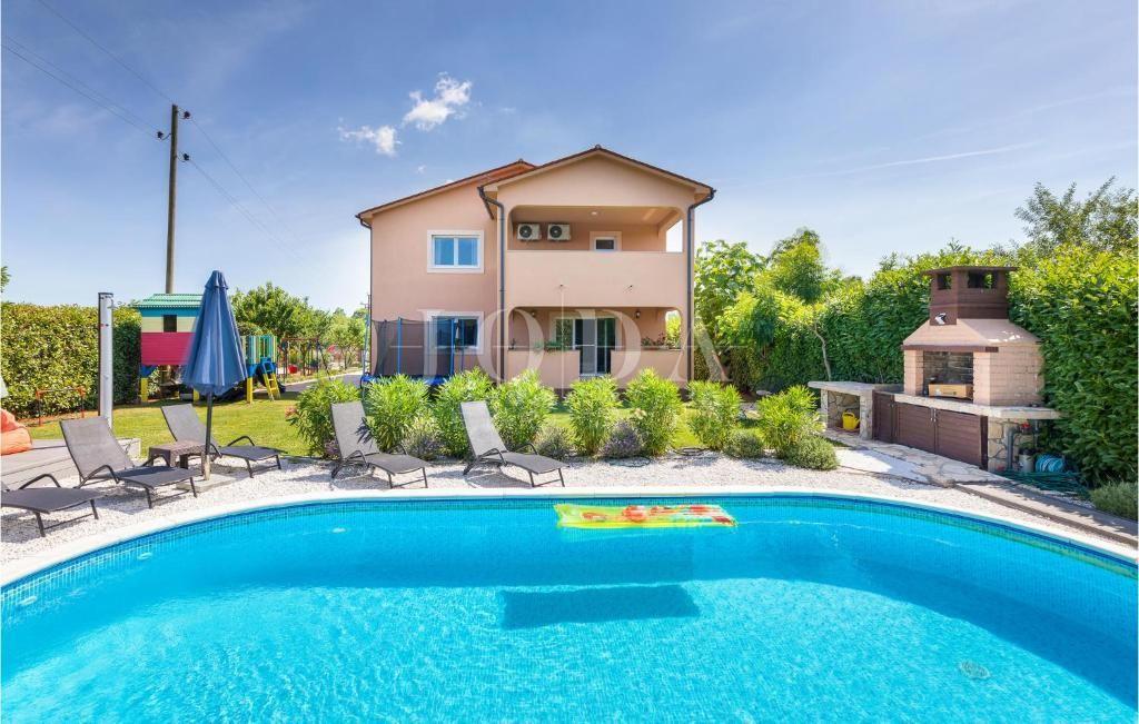 Casa Marčana, 299m2