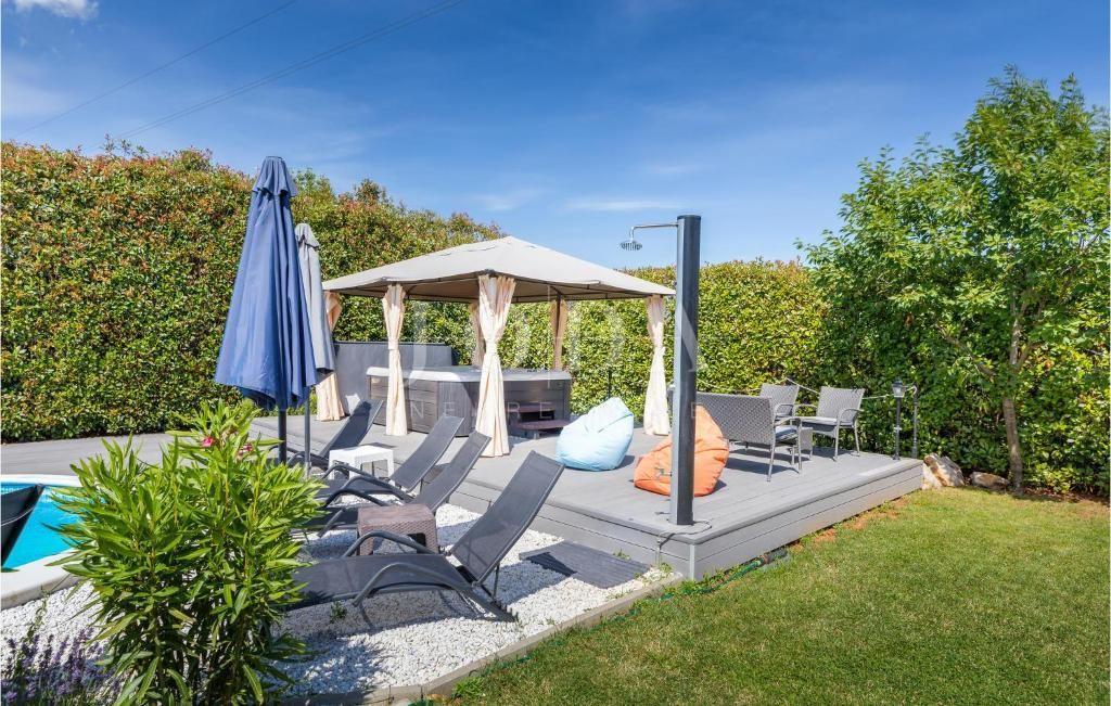 Casa Marčana, 299m2