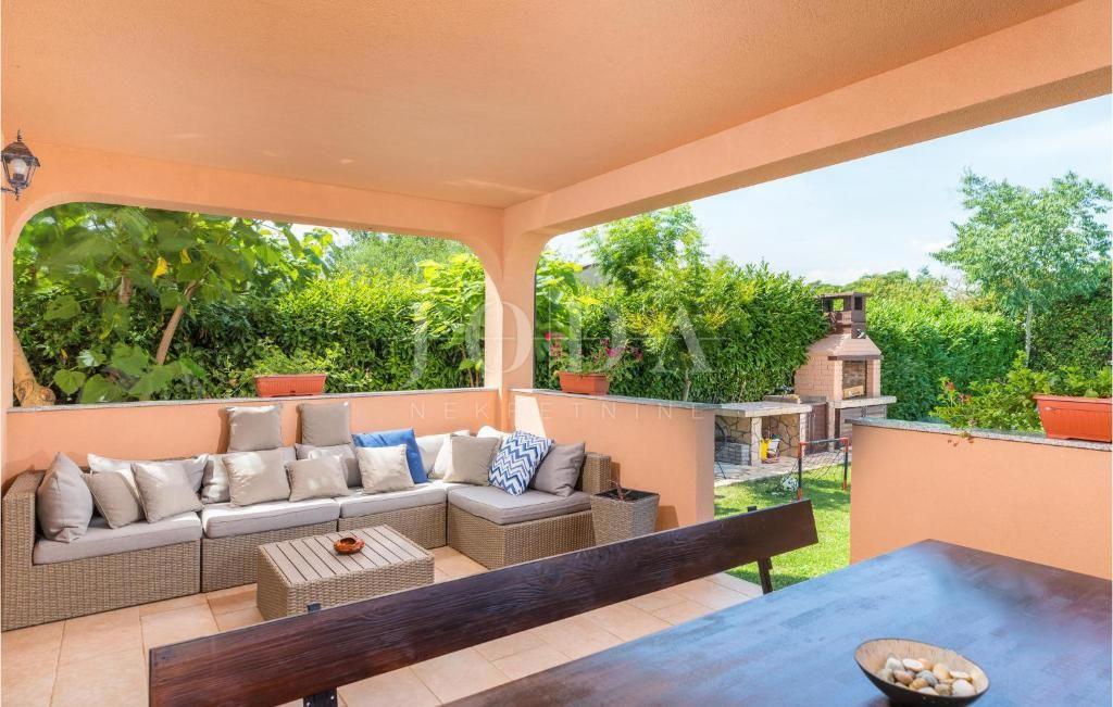 Casa Marčana, 299m2