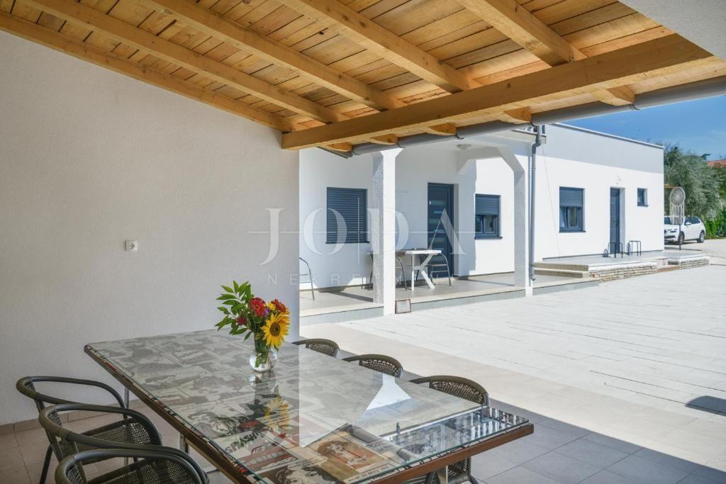 Casa Marčana, 256m2