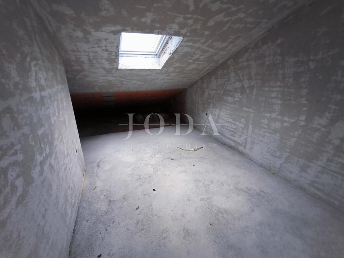 Allogio Bunica-biličevica, Senj