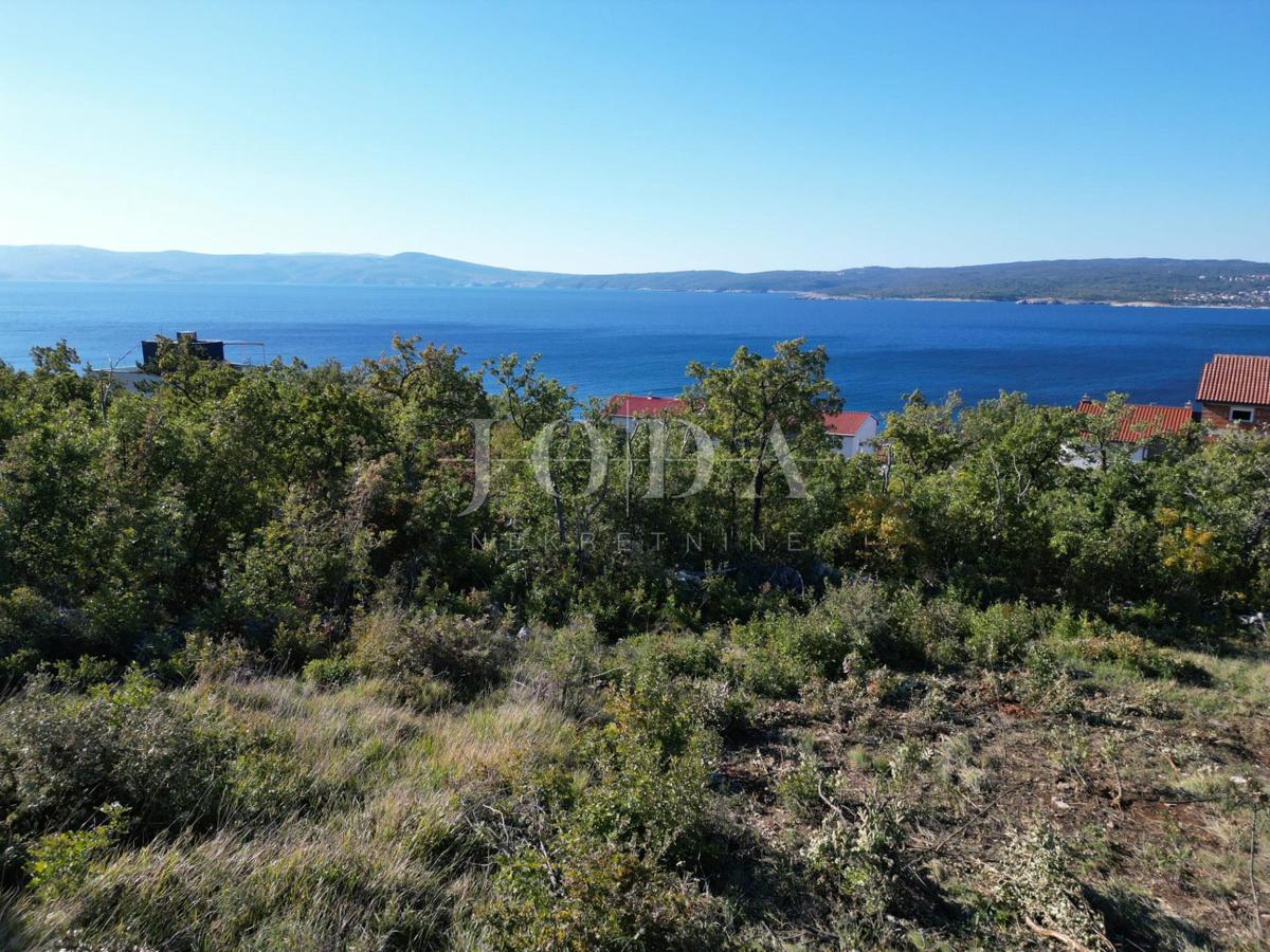 Crikvenica terreno con permesso di costruzione valido