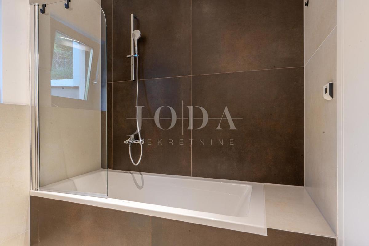 Casa Lovranska Draga, Lovran, 125m2