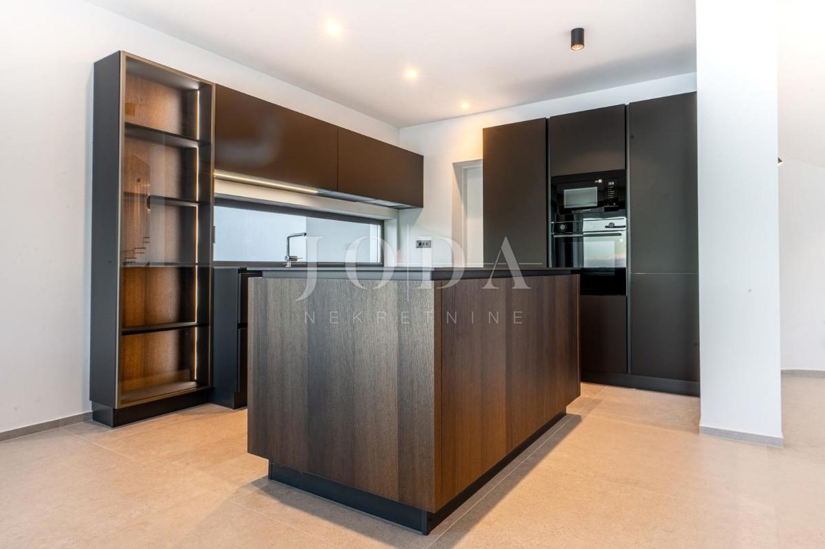 Casa Lovranska Draga, Lovran, 125m2