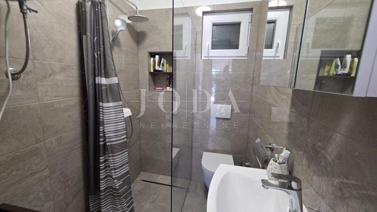 Casa Barić Draga, Karlobag, 74m2