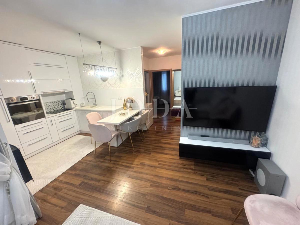 Möblierte Einzimmerwohnung in Meeresnähe, Šilo