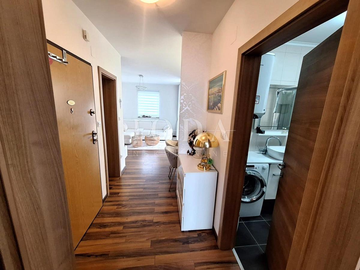 Möblierte Einzimmerwohnung in Meeresnähe, Šilo