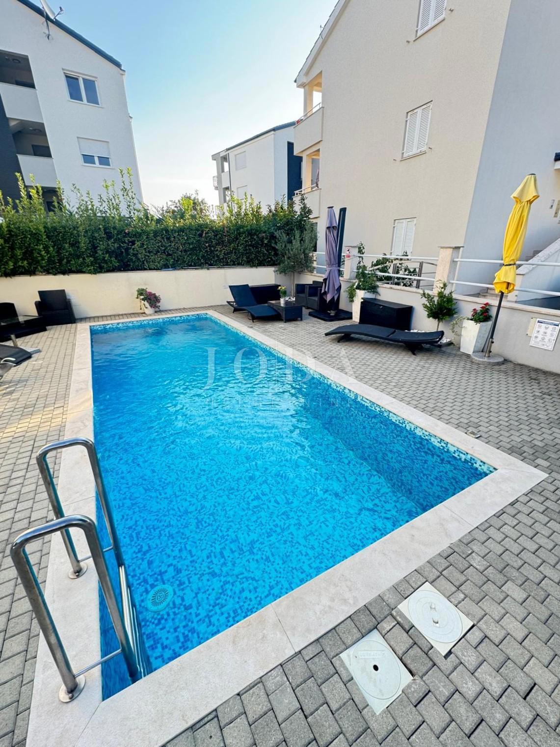 Möblierte Einzimmerwohnung in Meeresnähe, Šilo