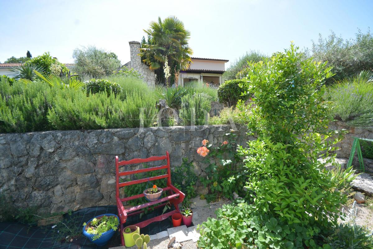 Charming house with two apartments, island of Krk