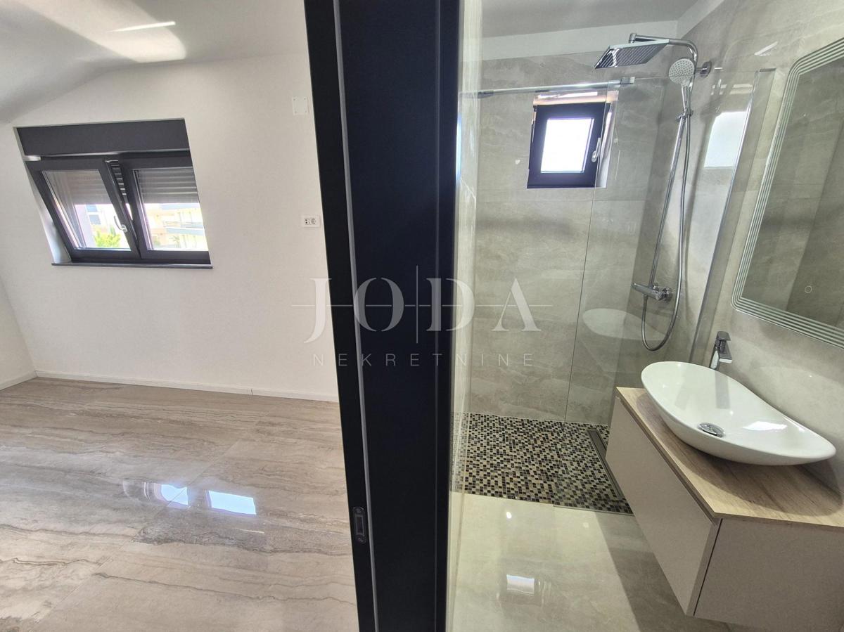 Apartment with a beautiful view of the sea in Malinska