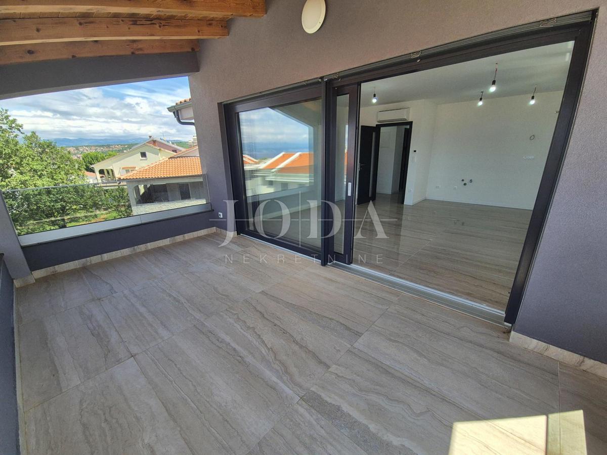 Apartment with a beautiful view of the sea in Malinska