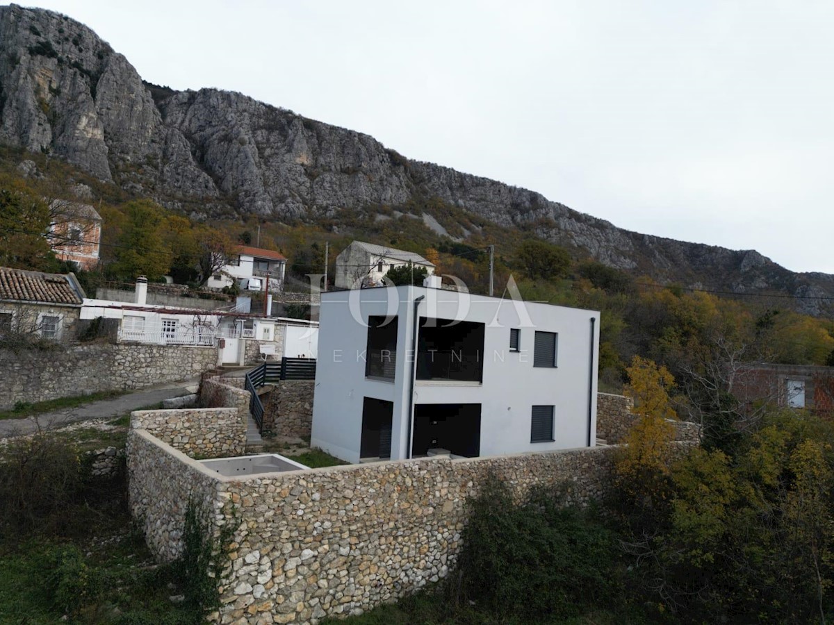 Casa Grižane-Belgrad, Vinodolska Općina, 180m2