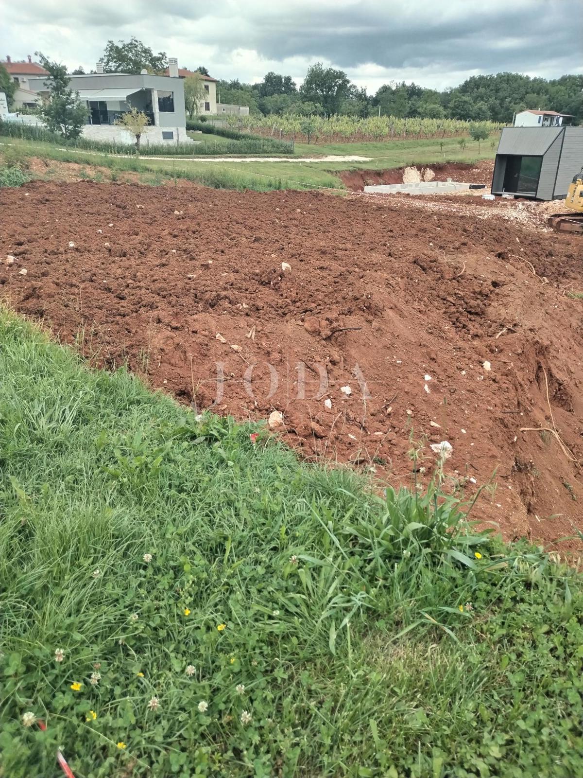 Terreno Labin, 900m2