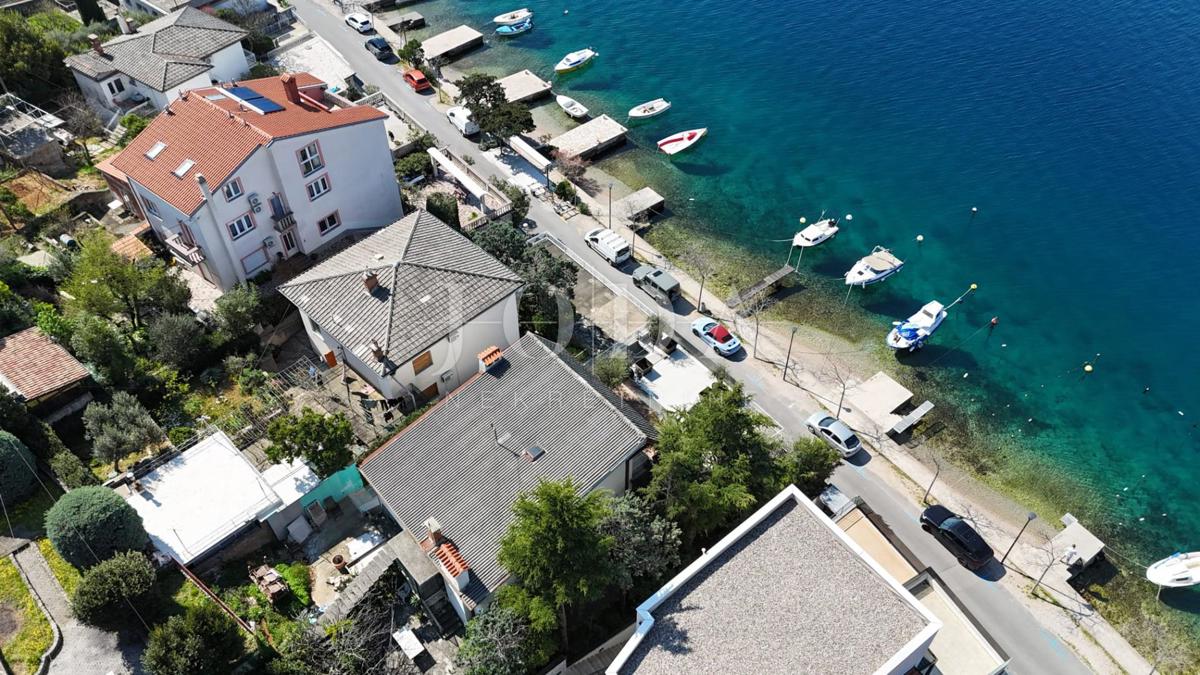 Appartamento Jadranovo prima fila al mare