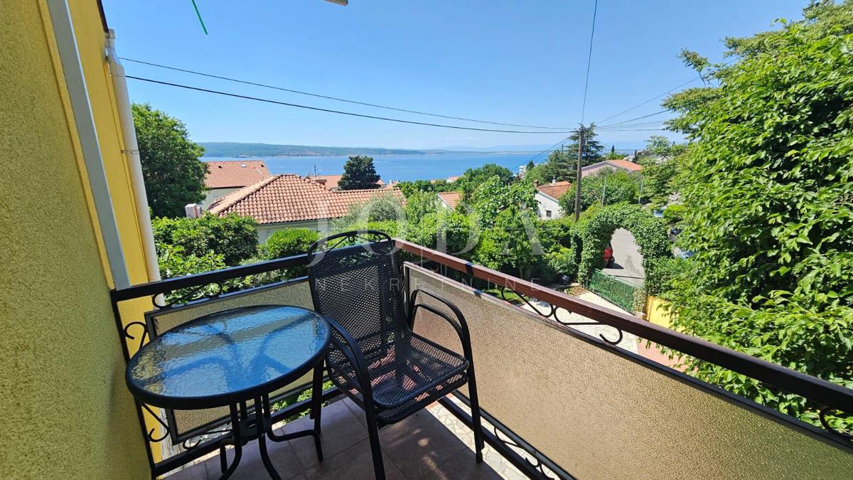 Casa con 3 appartamenti vicino al mare